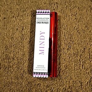 Makeup Revolution emily in paris lipstick